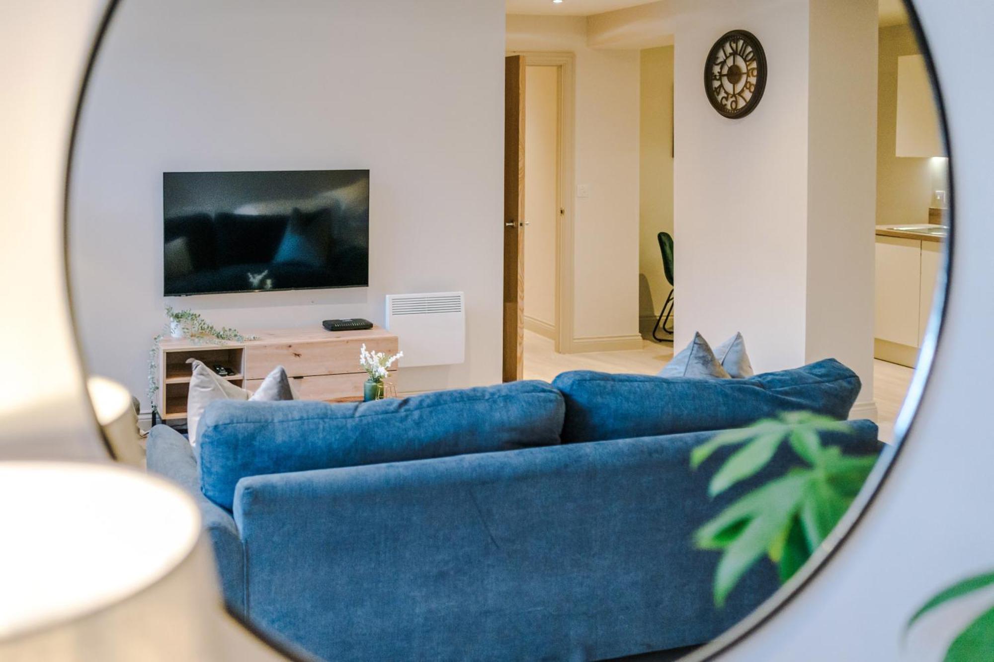 Designer In Leeds Sleeps 6 Apartment Leeds (West Yorkshire)