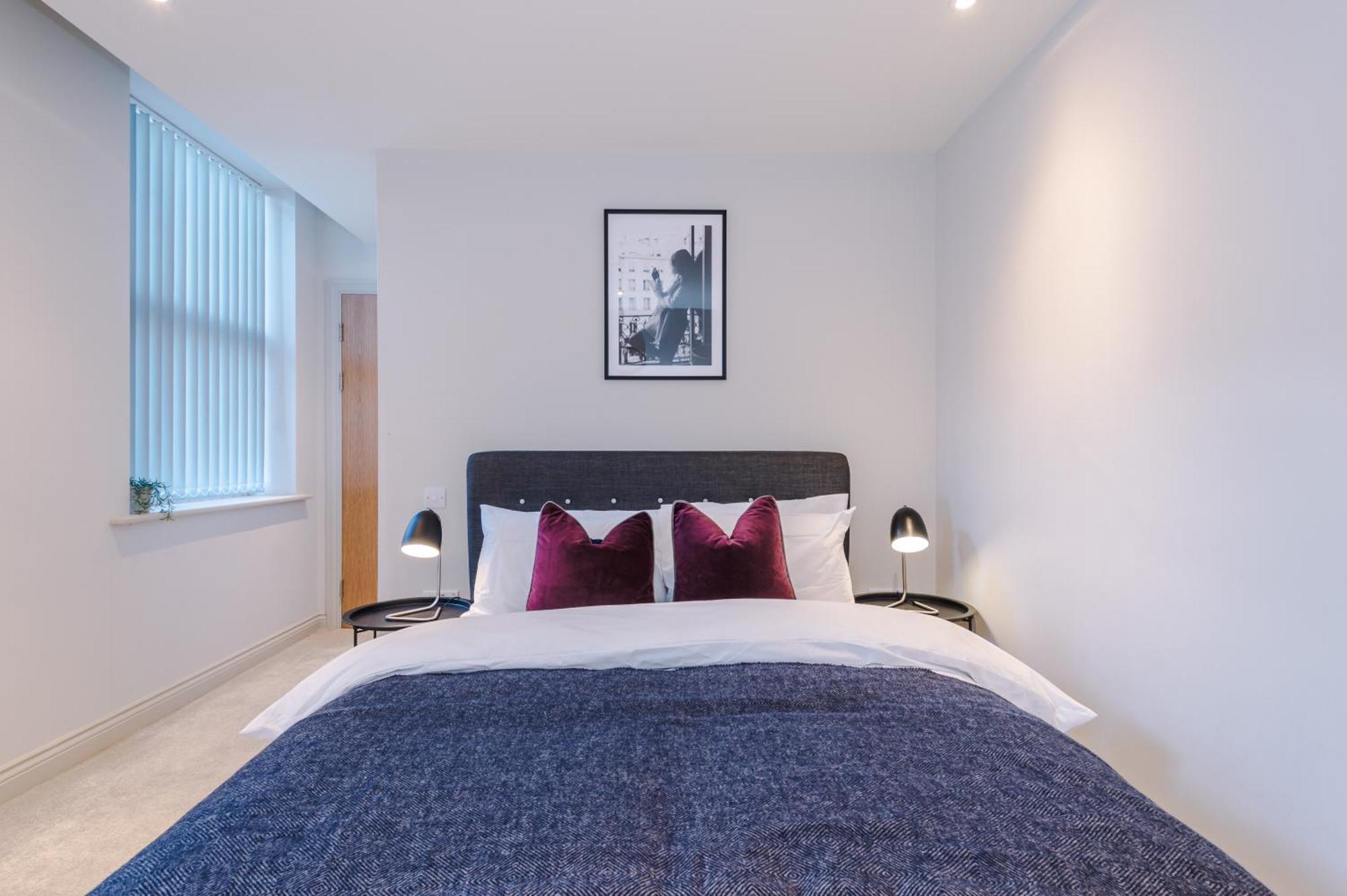 Designer In Leeds Sleeps 6 Apartment Leeds (West Yorkshire)